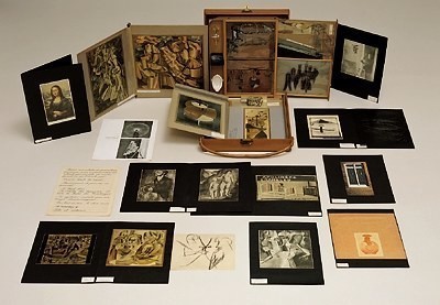 De ou par Marcel Duchamp ou Rrose Sélavy