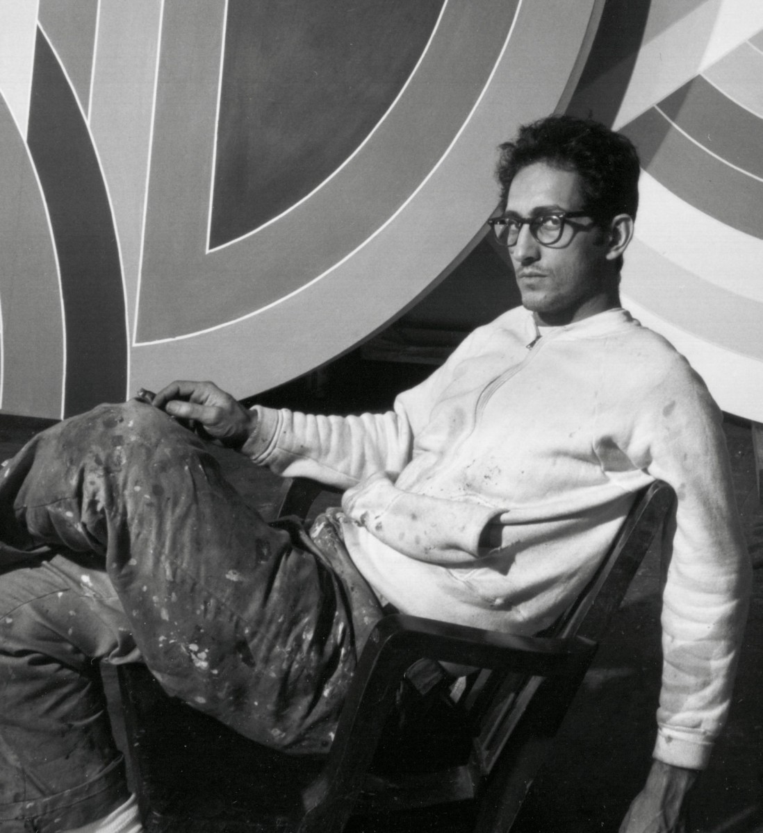 You are currently viewing Frank Stella- Life, paintings, contribution, death- Easy explanation | artandcrafter.com Minimalism