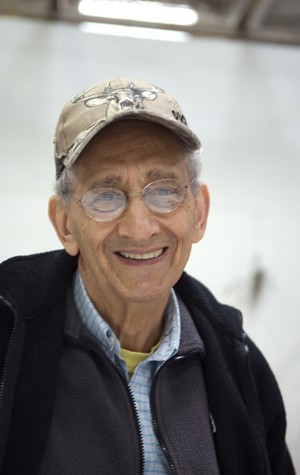 Read more about the article Frank Stella- Short notes | Know everything in seconds-artandcrafter.com Minimalism