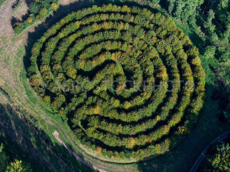 Read more about the article Land art– An introduction | overview | Easy explanation