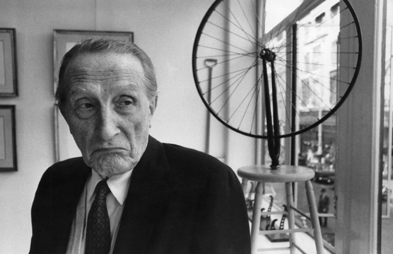 Read more about the article Marcel Duchamp- Short notes | Know everything in seconds-artandcrafter.com Dada