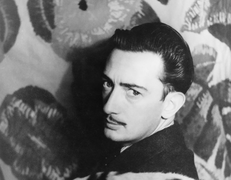 Read more about the article Salvador Dali- Facts, Overview, complete life- At glance | artandcrafter.com Surrealism