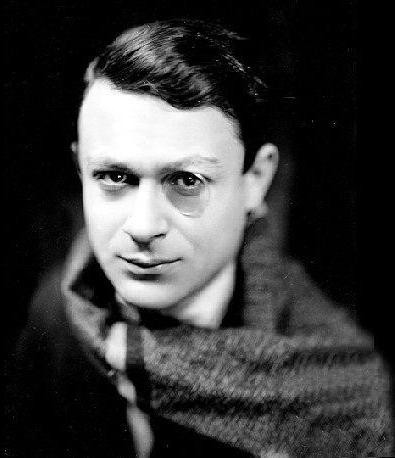 Read more about the article Tristan Tzara- Facts, Overview, complete life- At glance | artandcrafter.com Dada