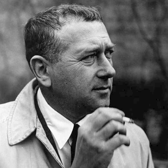 Read more about the article Marcel Breuer- Short notes | Know everything in seconds-artandcrafter.com Bauhaus