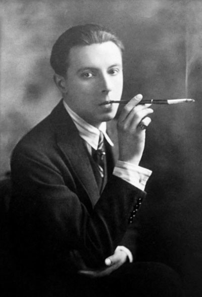 Read more about the article Erté- Short notes | Know everything in seconds-artandcrafter.com Art deco